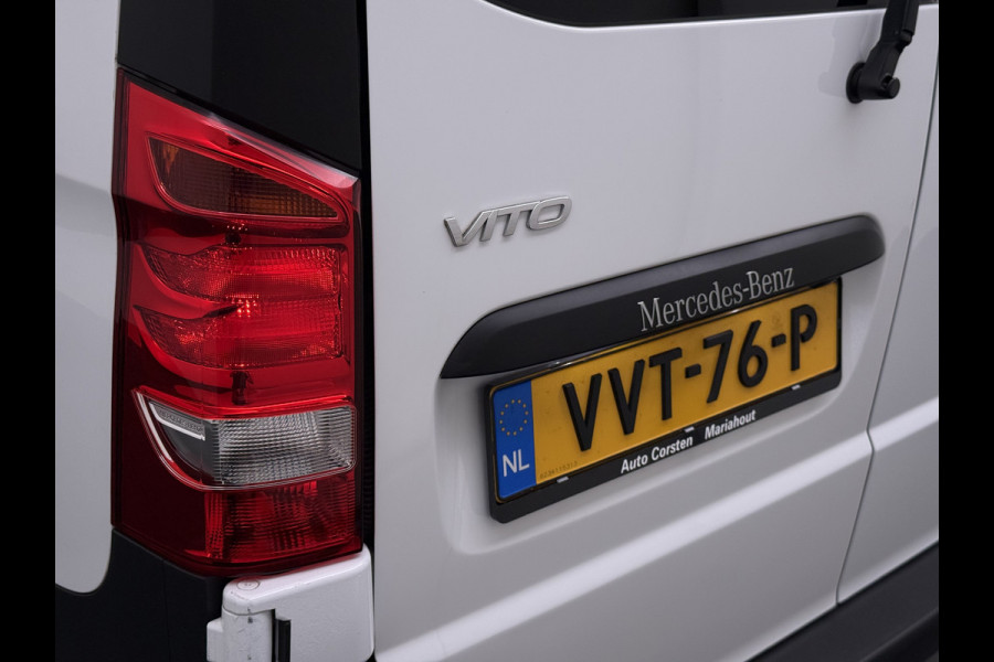 Mercedes-Benz Vito 116CDI 164pk AUT-9 Navi Adaptive-Control Camera *Sortimo Kasten* PDC-a+v Lane-Assist Sport/Comfort-Stoelen+Verwarmd Trekhaak Ecc Betonplex Vloer Schuifdeur Achterdeuren Licht-/regensensor Zijwind assistent Getint-Glas1e Eigenaar 2.500KG Trekgewicht 54.251 ex ex nieuw (86.370 inc inc.))