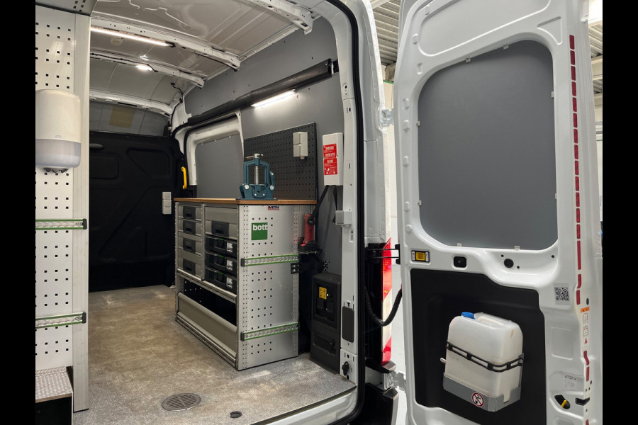 Ford E-Transit SERVICEWAGEN ELEKTRISCH 350 L2H3 Trend 68 kWh BOTT INRICHTING, V230 OMVORMER, LUXE UITVOERING, RIJKLAARPRIJS!