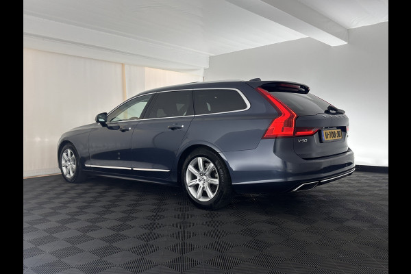 Volvo V90 2.0 D4 Momentum Pro (INCL-BTW) Aut. *PANO | LEATHER | HEAD-UP | FULL-LED | MEMORY-PACK | HEATED-SPORTSEATS | BLINDSPOT | CAMERA | KEYLESS | DIGI-COCKPIT | PRIVACY-GLASS | NAVI-FULLMAP | ECC | LANE-ASSIST | 17"AL