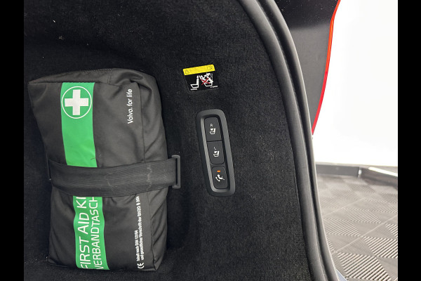 Volvo V90 2.0 D4 Momentum Pro (INCL-BTW) Aut. *PANO | LEATHER | HEAD-UP | FULL-LED | MEMORY-PACK | HEATED-SPORTSEATS | BLINDSPOT | CAMERA | KEYLESS | DIGI-COCKPIT | PRIVACY-GLASS | NAVI-FULLMAP | ECC | LANE-ASSIST | 17"AL