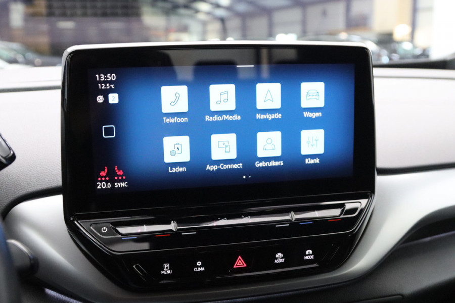Volkswagen ID.4 Pro 77 kWh, Leder-Alcantara, Trekhaak, Carplay, Camera