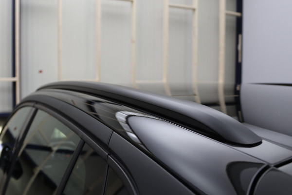 Volkswagen ID.4 Pro 77 kWh, Leder-Alcantara, Trekhaak, Carplay, Camera