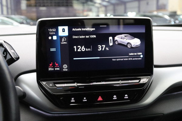 Volkswagen ID.4 Pro 77 kWh, Leder-Alcantara, Trekhaak, Carplay, Camera