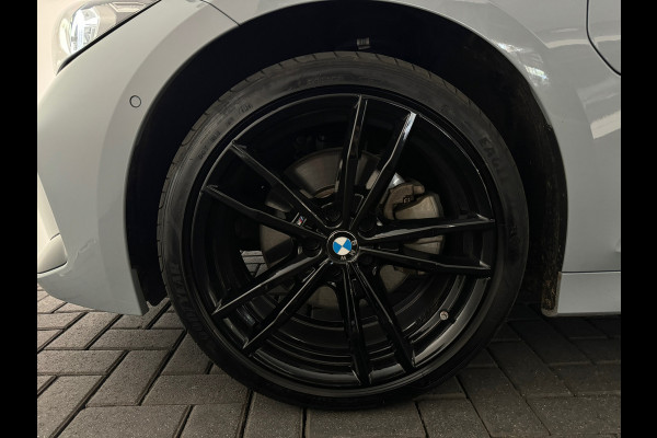 BMW 3 Serie Touring 320e M Sport Pano|Trekhaak|Sfeer|InclBTW