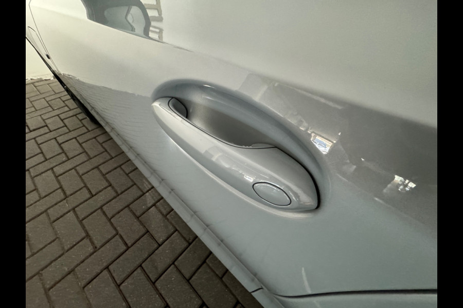 BMW 3 Serie Touring 320e M Sport Pano|Trekhaak|Sfeer|InclBTW