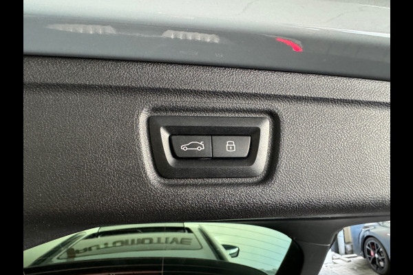 BMW 3 Serie Touring 320e M Sport Pano|Trekhaak|Sfeer|InclBTW