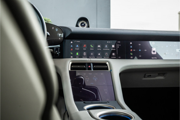 Porsche Taycan 79 kWh - Sport Chrono + | Panorama | Bose | 360 Camera