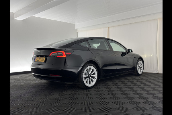 Tesla Model 3 Standard RWD Plus 60 kWh [ 3-Fase ] {SOH-91%} (INCL-BTW) Aut. *PANO | AUTOPILOT | LEATHER | KEYLESS | FULL-LED | MEMORY-PACK | TOPVIEW | DAB | CARPLAY | DIGI-COCKPIT | LANE-ASSIST | COMFORTSEATS | 19"ALU*
