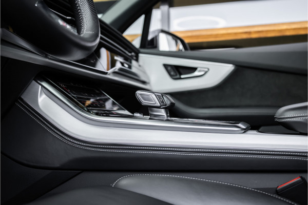 Audi Q7 55 TFSI e quattro Pro Line - S Line | Panorama | RS Seats | Luchtvering | Stoelkoeling & Massage