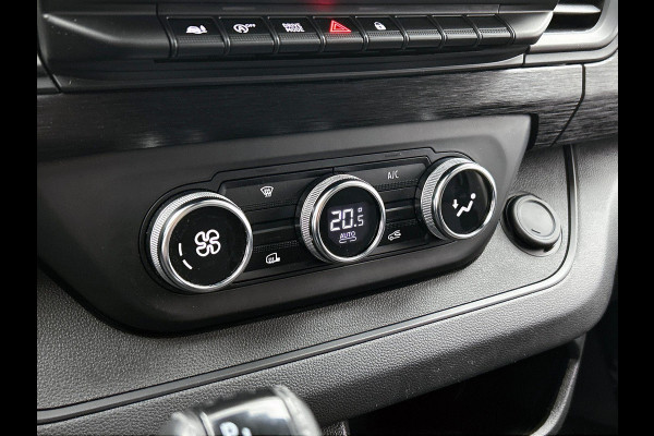Renault Trafic 2.0 Blue dCi 150 EDC T30 L2H1 Advance Automaat Renault Trafic 2.0 Blue dCi 150 EDC T30 L2H1 Advance | Navigatie | Airco | Lichtmetalen velgen | Betimmering | Trekhaak | Camera | Parkeer sensoren | Dab