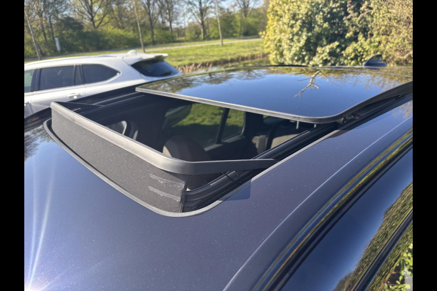 BMW iX3 High Executive 80 kWh | Panoramdak | Leder | Head up Display | Harman Kardon | Geheugenstoelen | Adaptive cruise control