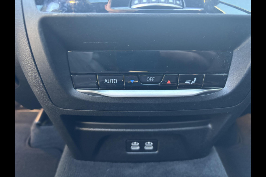 BMW iX3 High Executive 80 kWh | Panoramdak | Leder | Head up Display | Harman Kardon | Geheugenstoelen | Adaptive cruise control