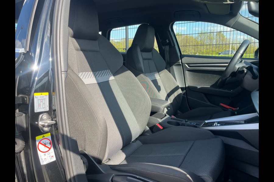 Audi A3 Sportback 30 TFSI Advanced edition | 1ste Eigenaar| Carplay | Navi |