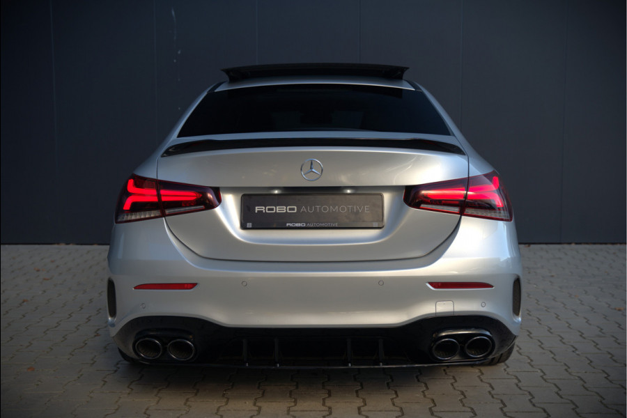 Mercedes-Benz A-Klasse 180 Business Solution AMG | Panoramadak | Stoelverwarming | Camera | Navigatie | Apple Carplay | Keyless | Cruise Control | DAB |