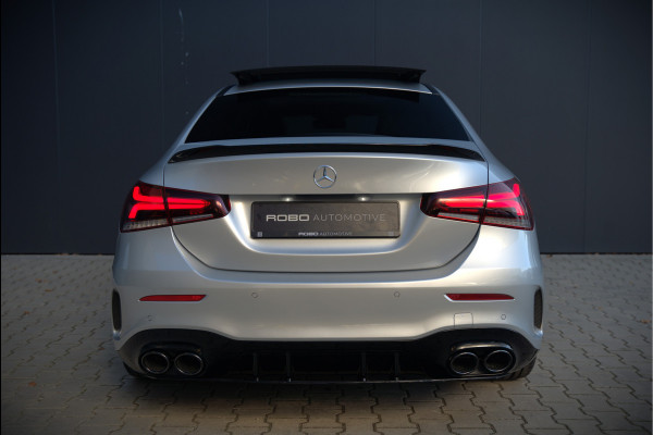 Mercedes-Benz A-Klasse 180 Business Solution AMG | Panoramadak | Stoelverwarming | Camera | Navigatie | Apple Carplay | Keyless | Cruise Control | DAB |