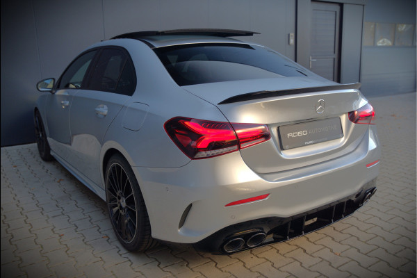 Mercedes-Benz A-Klasse 180 Business Solution AMG | Panoramadak | Stoelverwarming | Camera | Navigatie | Apple Carplay | Keyless | Cruise Control | DAB |