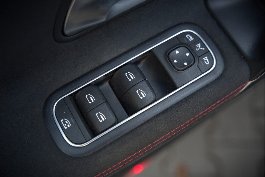 Mercedes-Benz CLA-Klasse Shooting Brake 180 Premium Plus AMG | Stoelverwarming | Parkeersensoren | Navigatie | Cruise Control | Keyless | Ambiance Verlichting | Climate Control