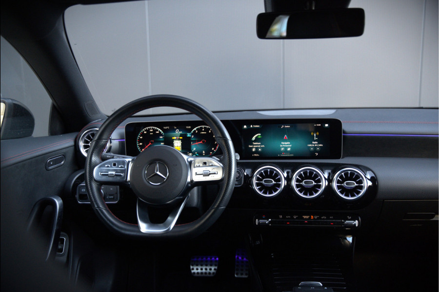 Mercedes-Benz CLA-Klasse Shooting Brake 180 Premium Plus AMG | Stoelverwarming | Parkeersensoren | Navigatie | Cruise Control | Keyless | Ambiance Verlichting | Climate Control