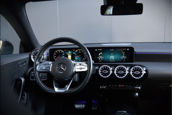 Mercedes-Benz CLA-Klasse Shooting Brake 180 Premium Plus AMG | Stoelverwarming | Parkeersensoren | Navigatie | Cruise Control | Keyless | Ambiance Verlichting | Climate Control