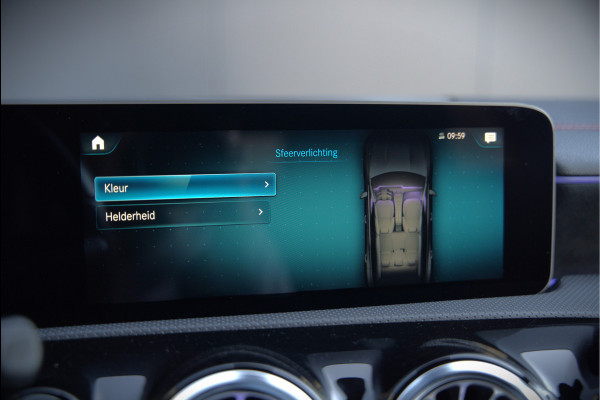 Mercedes-Benz CLA-Klasse Shooting Brake 180 Premium Plus AMG | Stoelverwarming | Parkeersensoren | Navigatie | Cruise Control | Keyless | Ambiance Verlichting | Climate Control