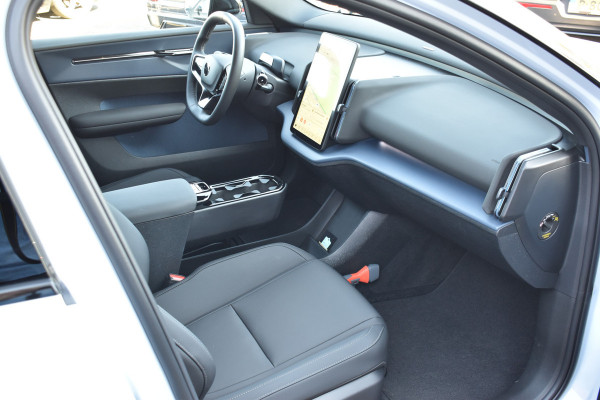 Volvo EX30 Extended Range 272PK Plus 69 kWh | ACC | Blis | H&K | Climate Pack | Camera | 19"LMV