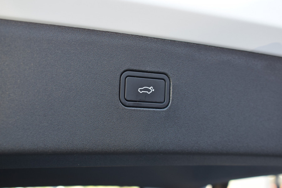 Volvo EX30 Extended Range 272PK Plus 69 kWh | ACC | Blis | H&K | Climate Pack | Camera | 19"LMV