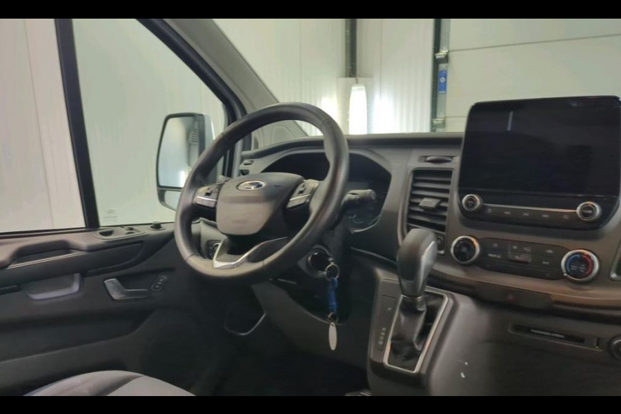 Ford Transit Custom 320 2.0 TDCI Automaat 131PK L2H1 / 2x Schuifdeur / Trekhaak / Pdc.+Camera / Safety & Comfort Pack / Navigatie /