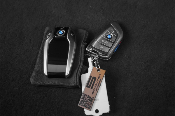 BMW X7 xDrive40i High Ex M-Sport 7P Laser B&W Pano Skylounge Trekhaak Dravit