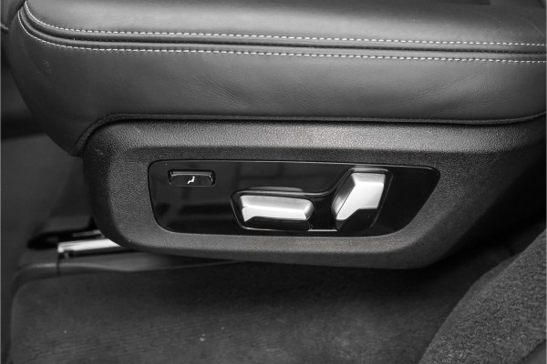 BMW X7 xDrive40i High Ex M-Sport 7P Laser B&W Pano Skylounge Trekhaak Dravit