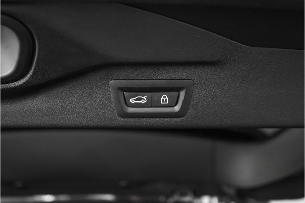 BMW X7 xDrive40i High Ex M-Sport 7P Laser B&W Pano Skylounge Trekhaak Dravit