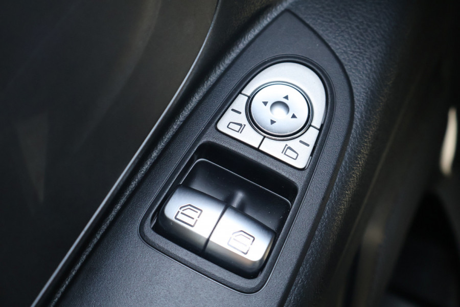 Mercedes-Benz Vito 110 CDI Lang Airco Navigatie 16dkm