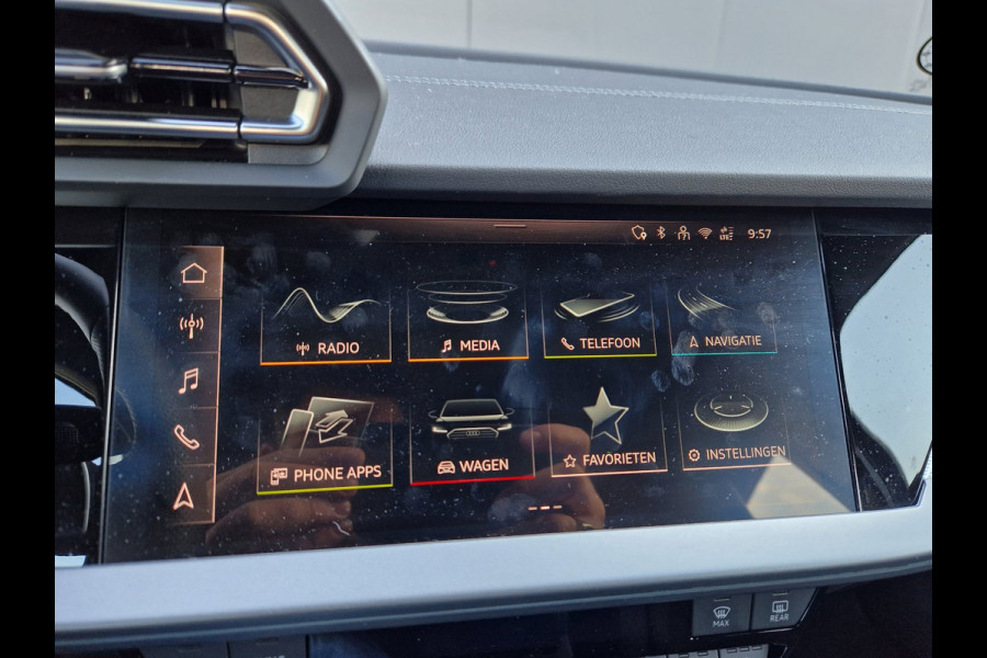 Audi A3 Sportback 35 TFSI S Edition /Pano /Virtual /ACC /Matrix /Sonos
