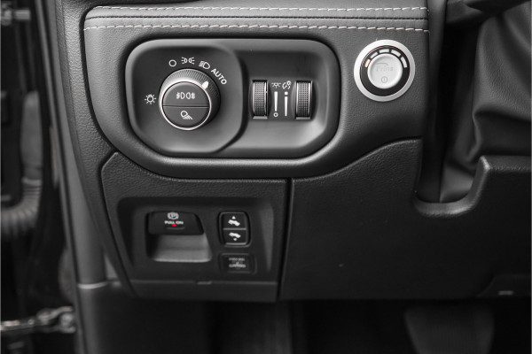 Dodge Ram 1500 Limited H.O. Night LPG Passenger Display Pano 360° Camera