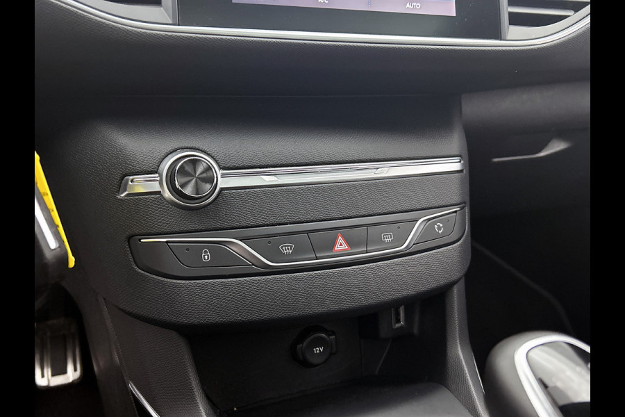 Peugeot 308 SW 1.5 HDi GT-Line *Distributie vv. bij 59.000 km* / Panoramadak / Pdc+Camera / Xenon / Navigatie / 1/2 Leder / Apk 01-2027