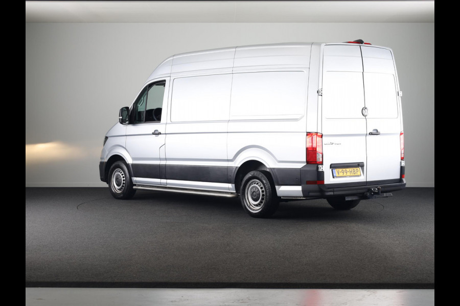 Volkswagen Crafter 35 2.0 TDI L3H3 Highline EURO VI 140 pk | Dode hoek detentie | Trekhaak | Verwarmde voorruit
