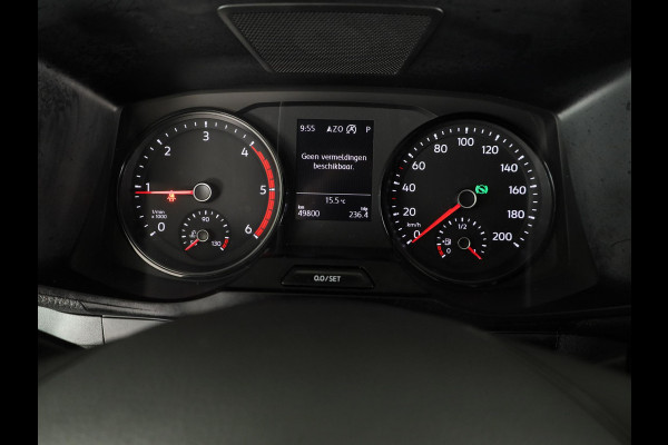 Volkswagen Crafter 35 2.0 TDI L3H3 Highline EURO VI 140 pk | Dode hoek detentie | Trekhaak | Verwarmde voorruit