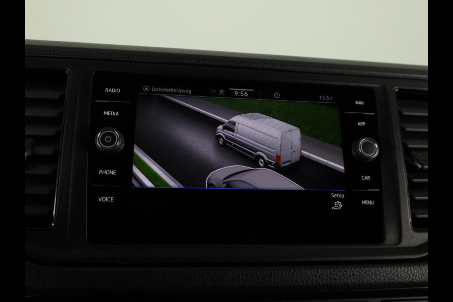 Volkswagen Crafter 35 2.0 TDI L3H3 Highline EURO VI 140 pk | Dode hoek detentie | Trekhaak | Verwarmde voorruit