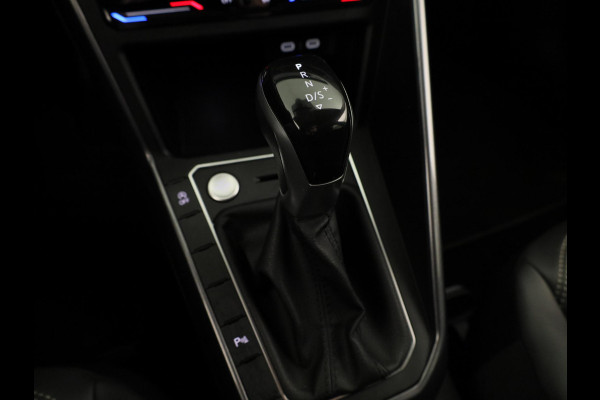 Volkswagen Polo 1.0 TSI Style 95 pk Automaat (DSG) | Navigatie  | Alcantara stoelbekleding | Parkeersensoren| Adaptieve cruise control | Stoelverwarming |