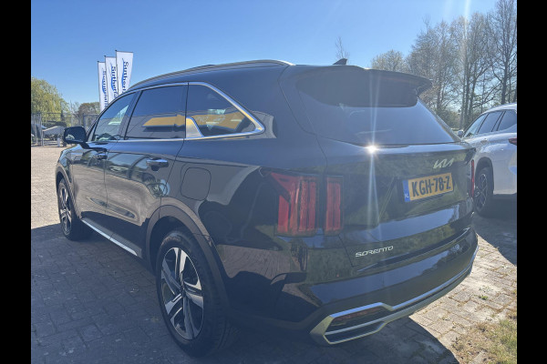 Kia Sorento 1.6 T-GDI Plug-in Hybrid 4WD ExecutiveLine 5p. | Panoramadak | Vol leder | Bose audio | Geuheugenstoelen | Dealer onderhouden