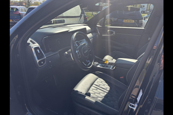 Kia Sorento 1.6 T-GDI Plug-in Hybrid 4WD ExecutiveLine 5p. | Panoramadak | Vol leder | Bose audio | Geuheugenstoelen | Dealer onderhouden