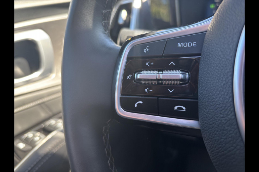 Kia Sorento 1.6 T-GDI Plug-in Hybrid 4WD ExecutiveLine 5p. | Panoramadak | Vol leder | Bose audio | Geuheugenstoelen | Dealer onderhouden