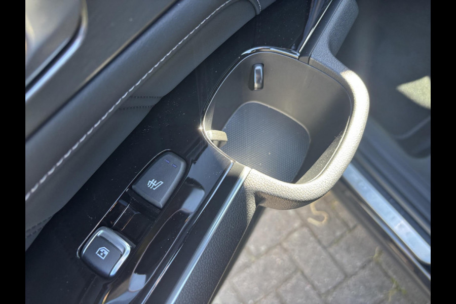 Kia Sorento 1.6 T-GDI Plug-in Hybrid 4WD ExecutiveLine 5p. | Panoramadak | Vol leder | Bose audio | Geuheugenstoelen | Dealer onderhouden