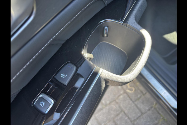 Kia Sorento 1.6 T-GDI Plug-in Hybrid 4WD ExecutiveLine 5p. | Panoramadak | Vol leder | Bose audio | Geuheugenstoelen | Dealer onderhouden
