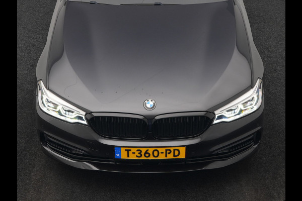 BMW 5 Serie 530e iPerformance Sportline PHEV 252pk | Adaptive Cruise | Camera | Sportstoelen Verwarmd | 19"L.M | Adaptive LED | Sfeerverlichting | Apple Carplay |