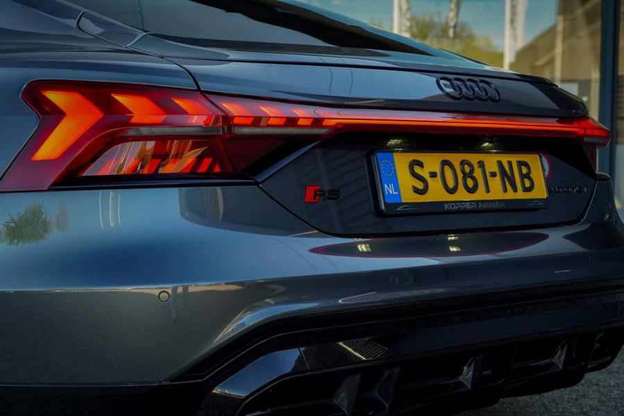 Audi e-tron GT RS 93 kWh 600 PK / 4Wiel Sturing / Massage / Luchtvering / B&O
