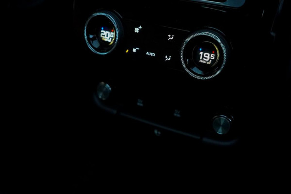 Land Rover Range Rover 5.0 V8 SC SVAutobiography Dynamic / SV lak / Massage voor + achter / Pano / ACC / Trekhaak