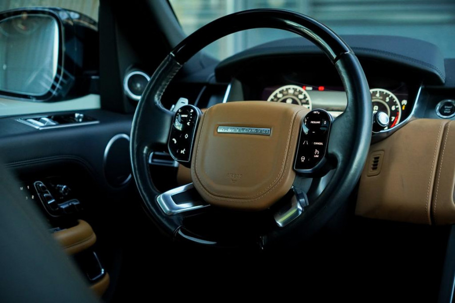 Land Rover Range Rover 5.0 V8 SC SVAutobiography Dynamic / SV lak / Massage voor + achter / Pano / ACC / Trekhaak