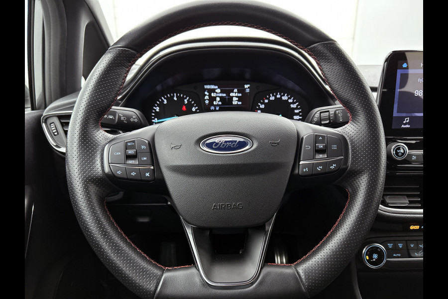 Ford Fiesta 1.0 EcoBoost ST-Line (NAVIGATIE, CARPLAY, LED, STUURBEDIENING, PARKEERSENSOREN, 1e EIGENAAR, GOED ONDERHOUDEN)