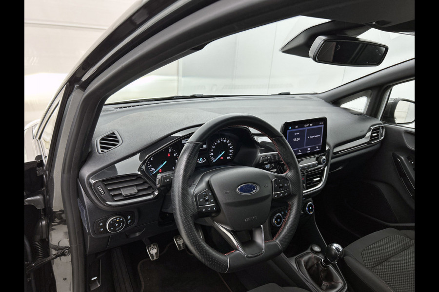 Ford Fiesta 1.0 EcoBoost ST-Line (NAVIGATIE, CARPLAY, LED, STUURBEDIENING, PARKEERSENSOREN, 1e EIGENAAR, GOED ONDERHOUDEN)