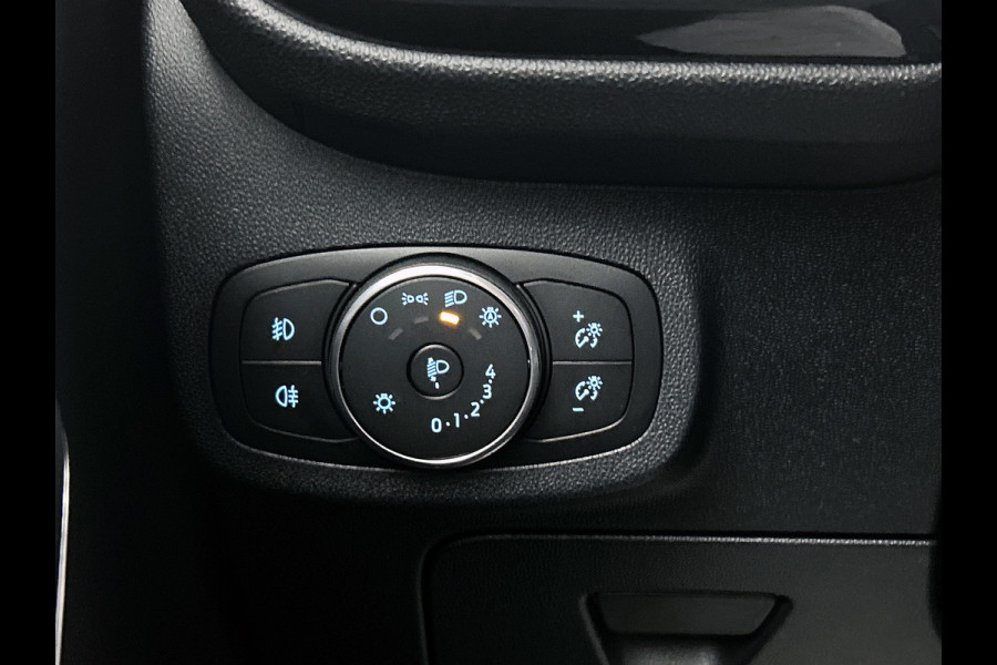 Ford Fiesta 1.0 EcoBoost ST-Line (NAVIGATIE, CARPLAY, LED, STUURBEDIENING, PARKEERSENSOREN, 1e EIGENAAR, GOED ONDERHOUDEN)
